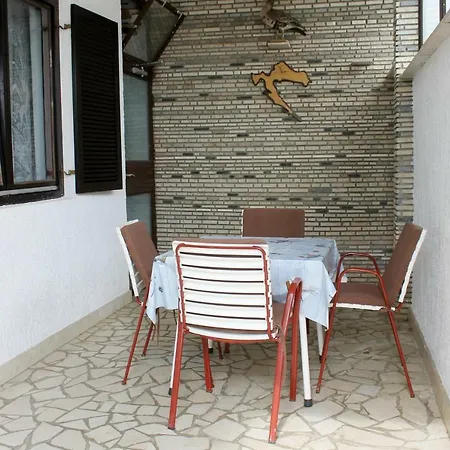 Apartman Miro *